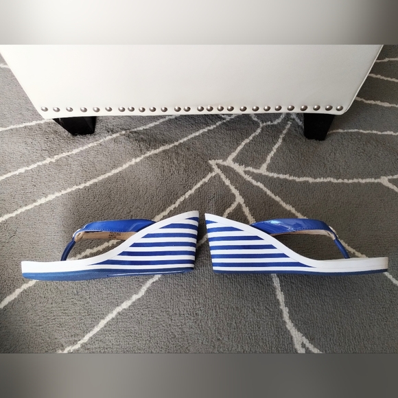 Michael Kors "Ruby Wedge" Striped Sandals - Picture 2 of 15